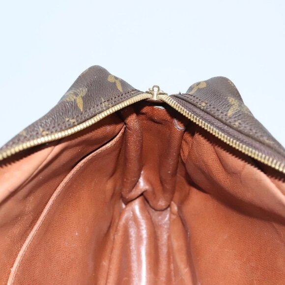 LOUIS VUITTON Monogram Compiegne 28 Clutch Bag - Picture 13 of 16